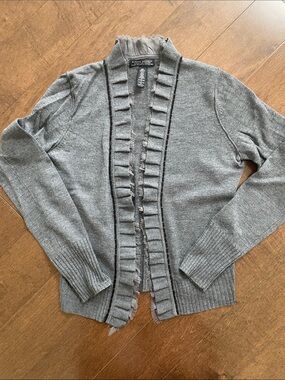 Banana Republic Gray Ruffle-Trim Open-Front Cardigan